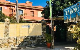 Apartamentos Turisticos Trajano